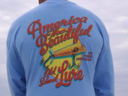 man-male-pflueger-fishing-lure-ocean-ATB0586