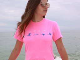 woman-female-pelicans-beach-tee-ATB0566