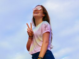 woman-female-tie-dye-peace-sign-ATB0139b_fave