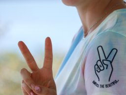 woman-female-tie-dye-peace-sign-ATB8771
